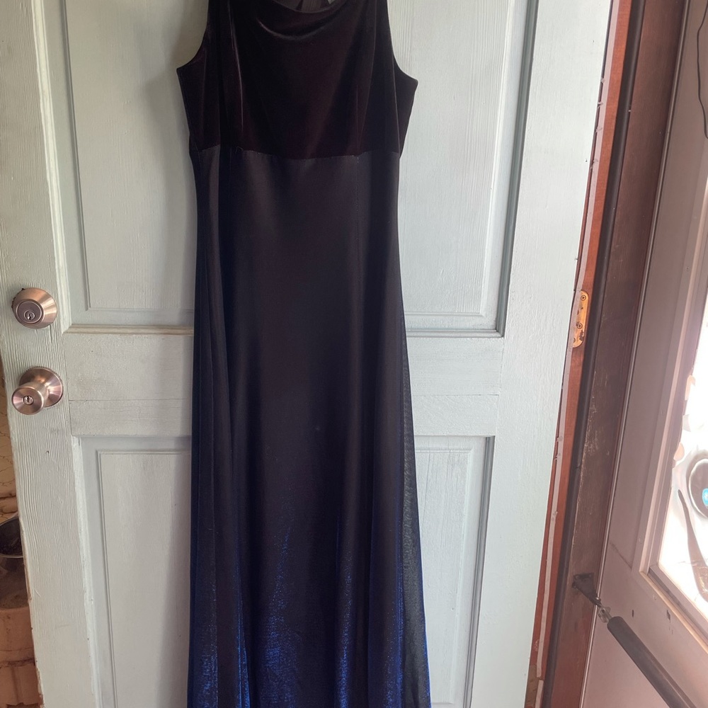 Black velvet top blu black shimmer changing bottom